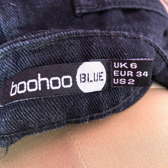 BRAND NEW * Boohoo Blue Black Mini Skirt Size 2 - Picture 3 of 5